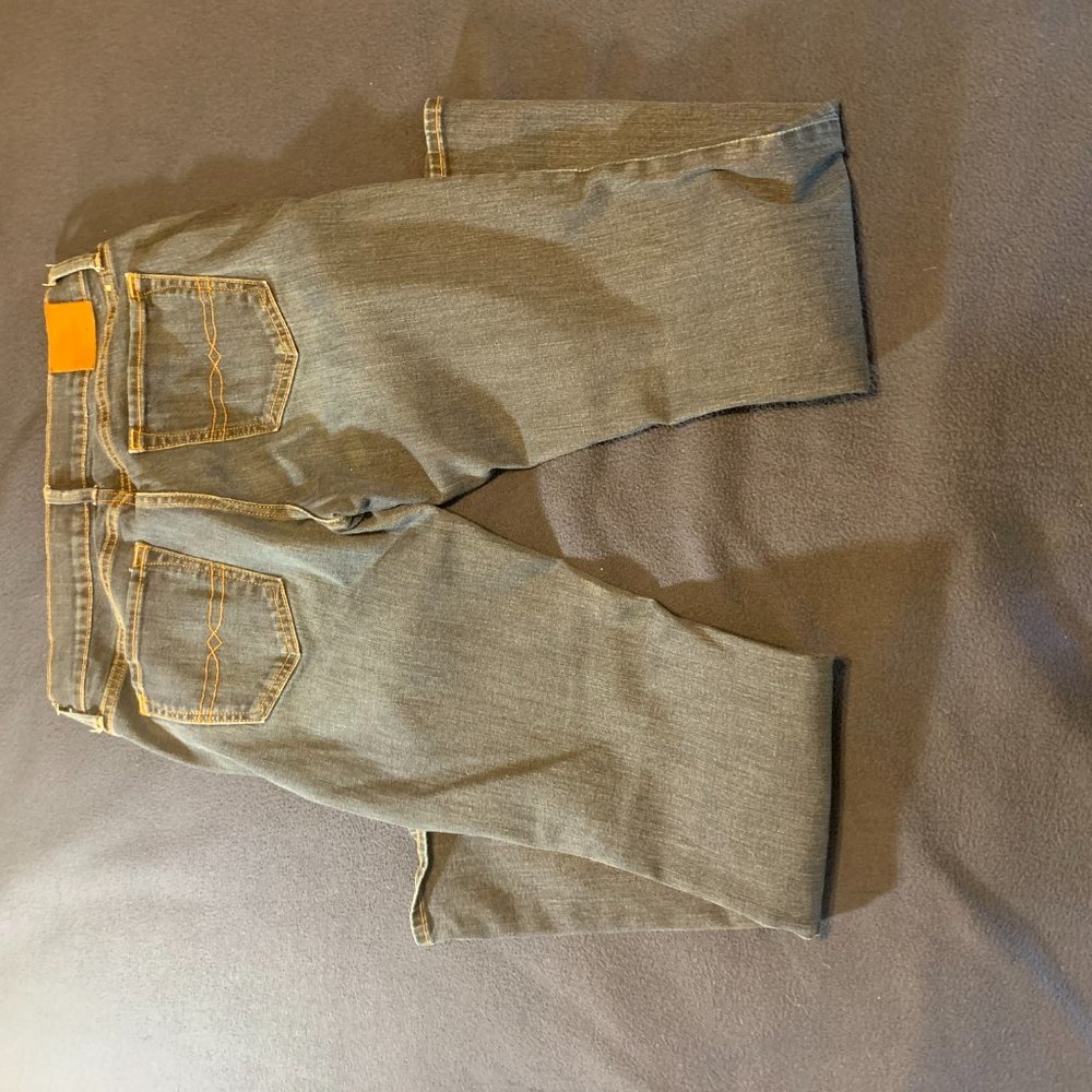 Jeans - Picture 2 of 3
